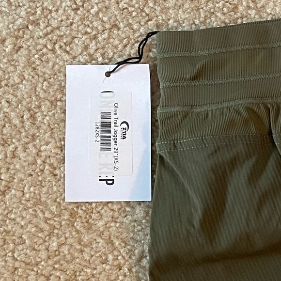 Zyia, trail joggers, sz 2 (xs) - Picture 2 of 2